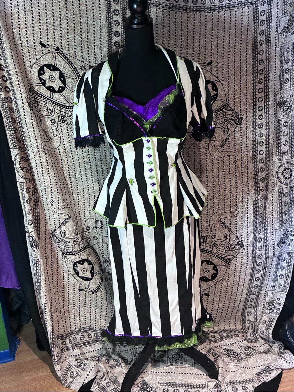 Laura Byrnes Embellished & Embroidered Pinup Beetlejuice Costume Size XL